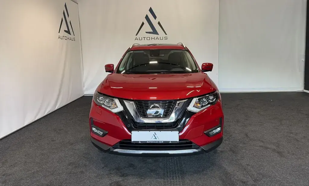 Gebraucht Nissan X-Trail N-Connecta 163 PS (119 kW) 2018 Rot SUV