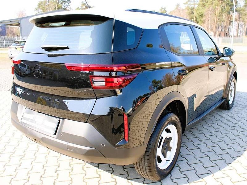 Neu Opel Frontera Edition 83 kW (113 PS) 2025 Schwarz SUV
