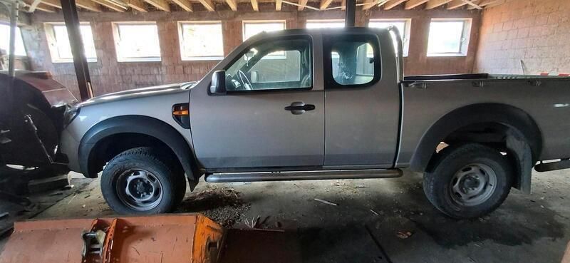 Silber Gebraucht 2011 Ford Ranger Abholung | 9.500 € - Bild 1/2