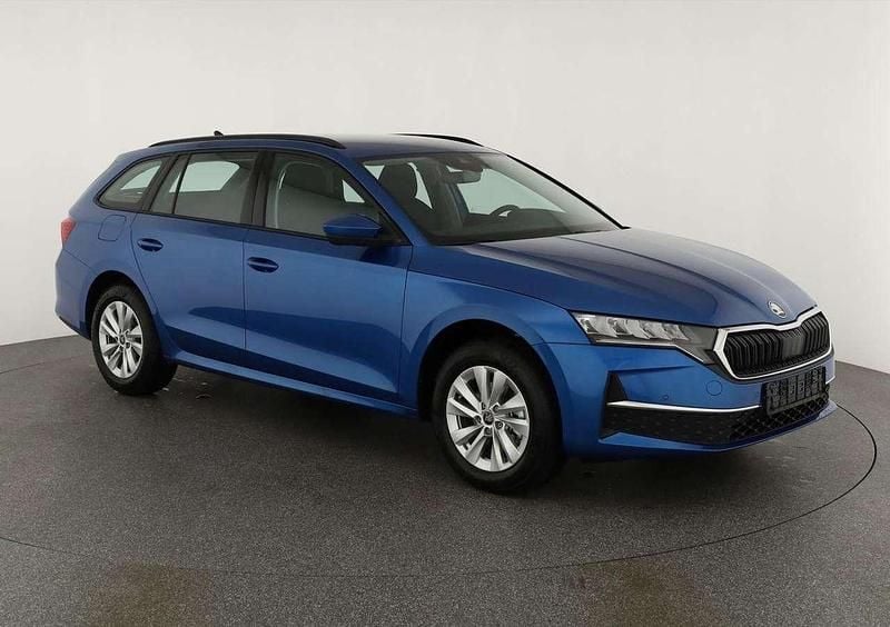 Race blue metallic Neu 2025 Skoda Octavia Selection Kombi | 32.595 € (Guter Preis) - Bild 1/4
