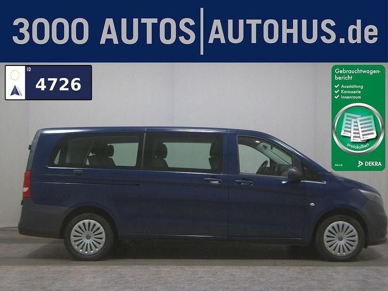 Blau Gebraucht 2021 Mercedes Vito Kombi | 27.980 € (Guter Preis) - Bild 1/4