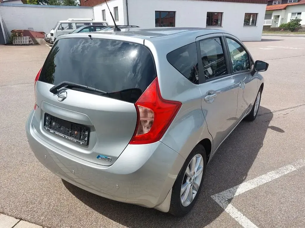 Gebraucht Nissan Note Acenta 98 PS (72 kW) 2014 Silber Kleinwagen