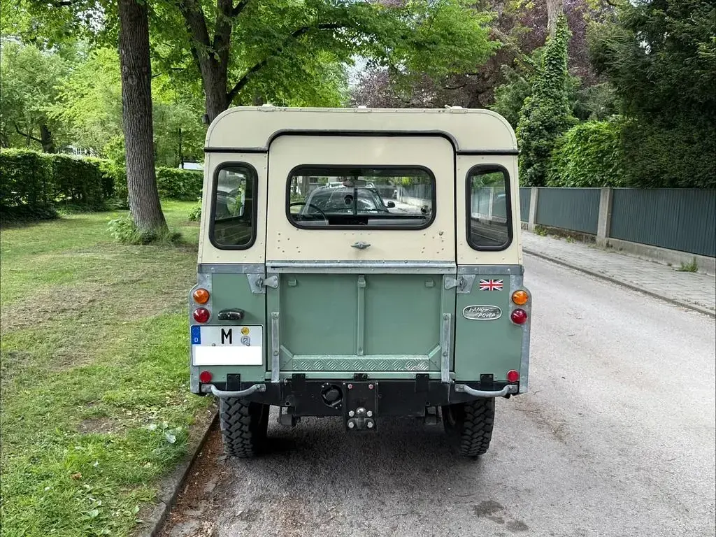 Gebraucht Land Rover 3 77 PS (56 kW) 1983 Grün SUV