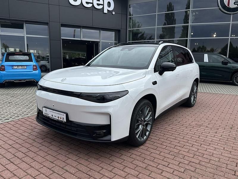 Neu Leapmotor C10 158 kW (215 PS) 2025 Weiß SUV