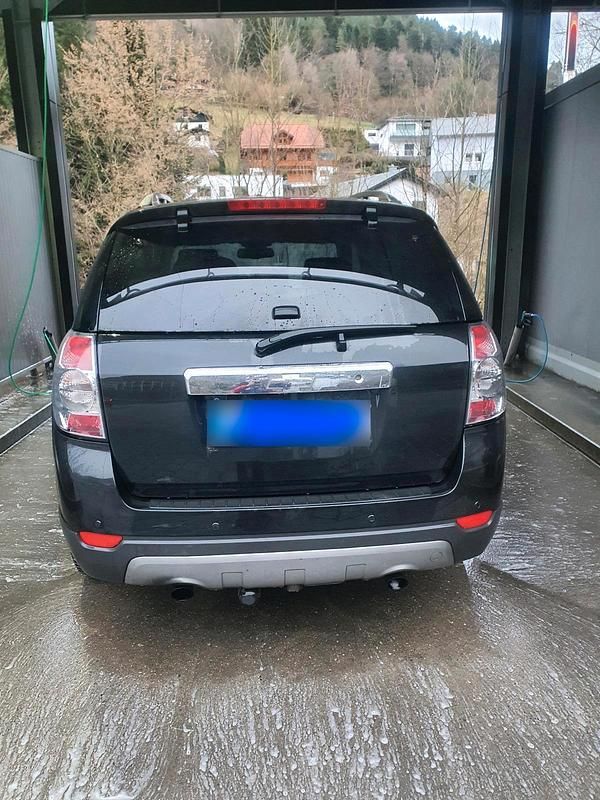 Gebraucht Chevrolet Captiva LT 150 PS (110 kW) 2010 Schwarz SUV