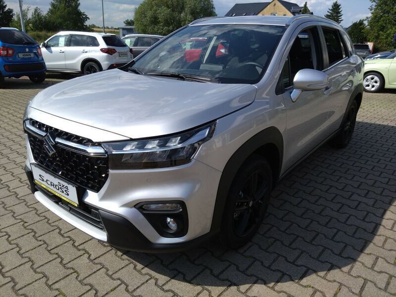 Silber Gebraucht 2025 Suzuki SX4 S-Cross Comfort SUV | 26.555 € (Fairer Preis) - Bild 1/4
