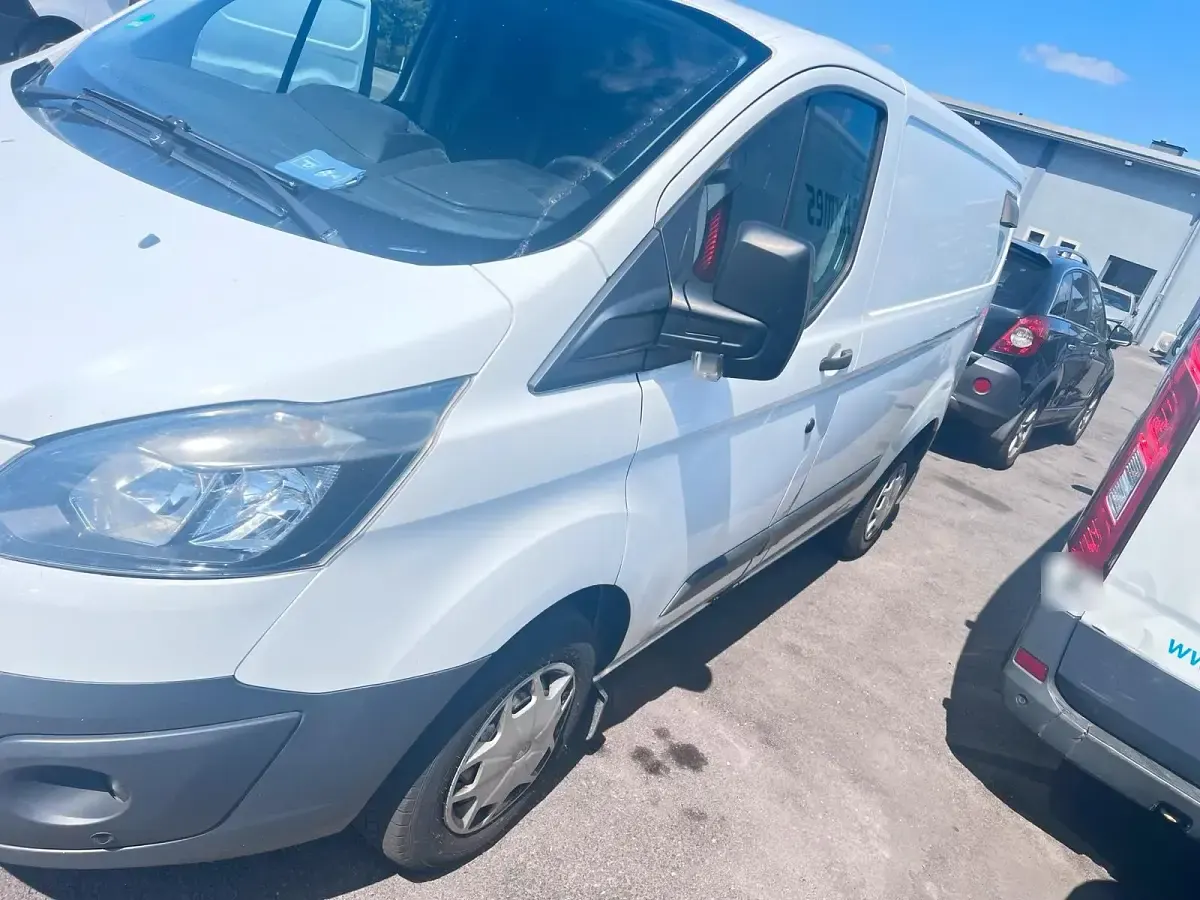 Gebraucht Ford Transit 155 PS (114 kW) 2016 Weiß Van
