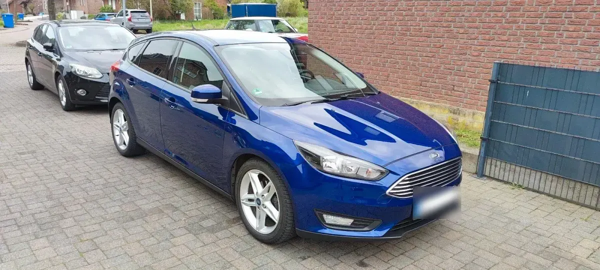 Second-hand Ford Focus Titanium 101 CP (74 kW) 2015 Albastru Berlinǎ