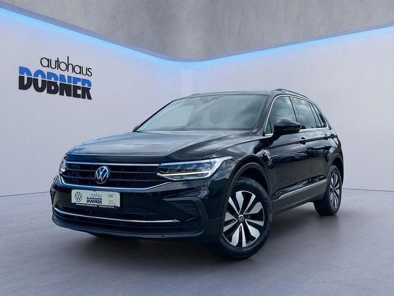 Gebraucht VW Tiguan Move 150 PS (110 kW) 2024 Schwarz SUV