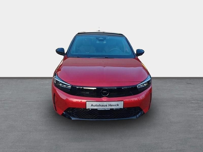 Neu Opel Corsa 101 PS (74 kW) 2025 Rot Limousine