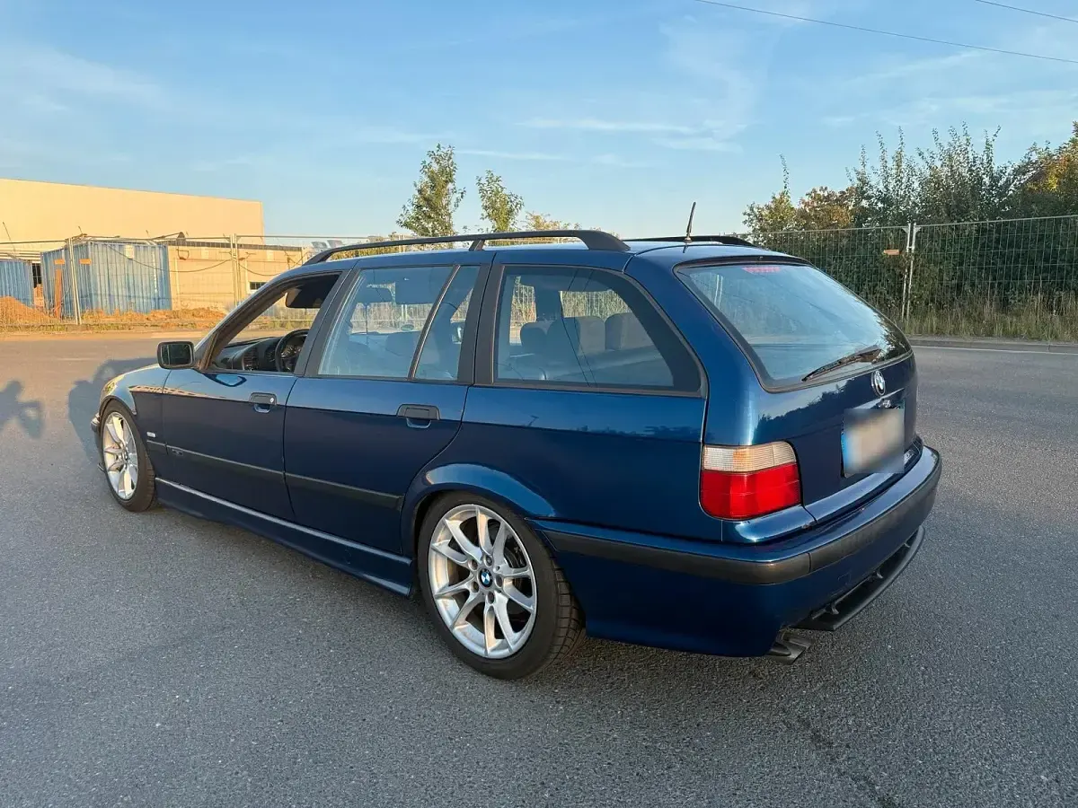 Gebraucht BMW 328 M Sport 193 PS (141 kW) 1998 Blau Kombi