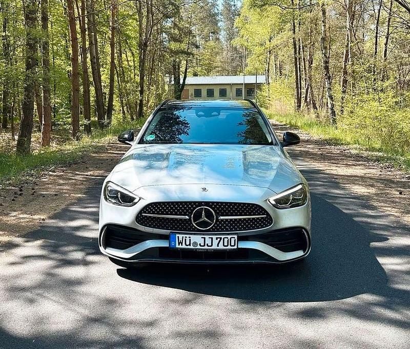 Gebraucht Mercedes C300 AMG 258 PS (189 kW) 2023 Silber Limousine
