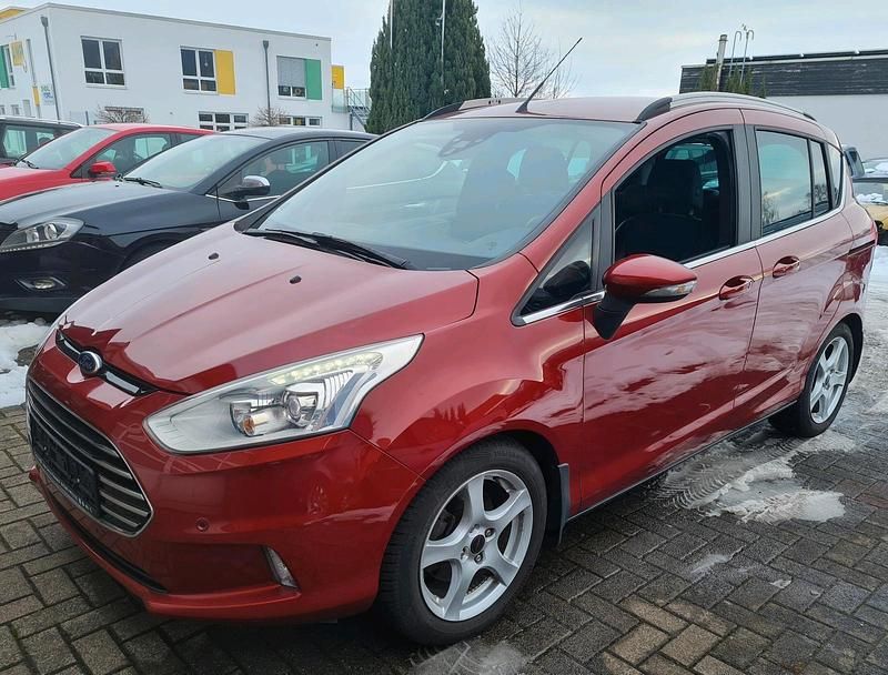 Gebraucht Ford B-MAX 95 PS (69 kW) 2016 Rot Van / Kleinbus