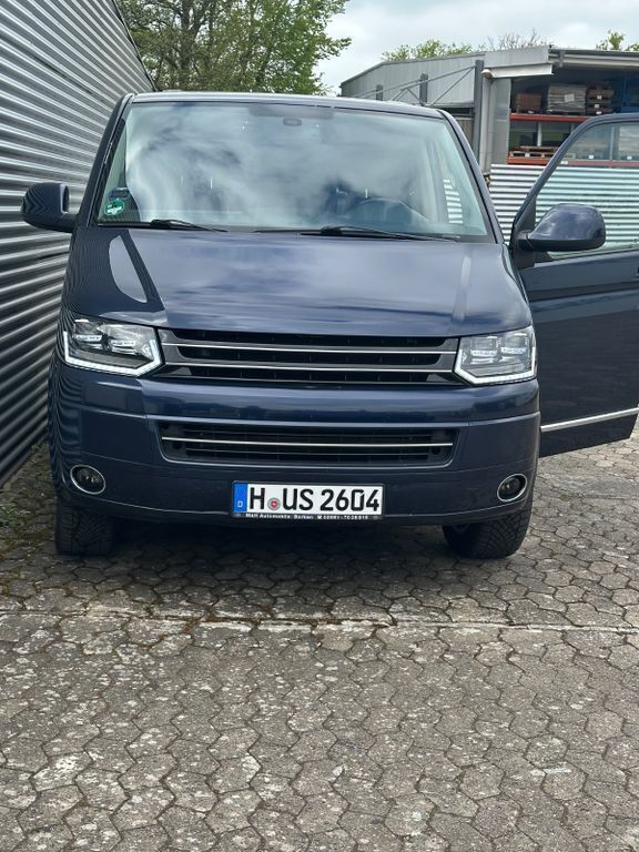 Blau Gebraucht 2010 VW T5 Van | 22.500 € (Etwas zu teuer) - Bild 1/4