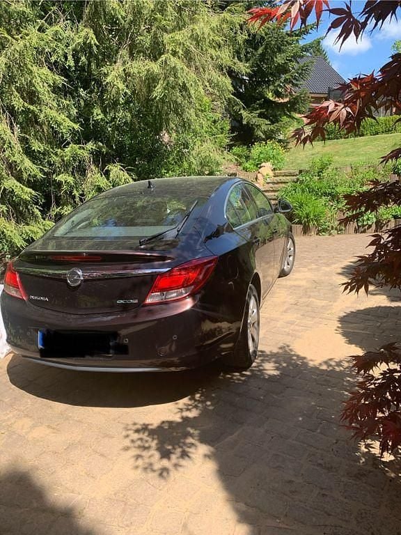 Gebraucht Opel Insignia 131 PS (96 kW) 2011 Braun Limousine