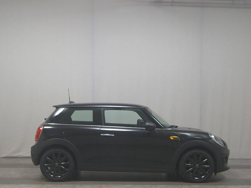 Schwarz Gebraucht 2018 Mini ONE Kleinwagen | 10.480 € (Guter Preis) - Bild 1/4