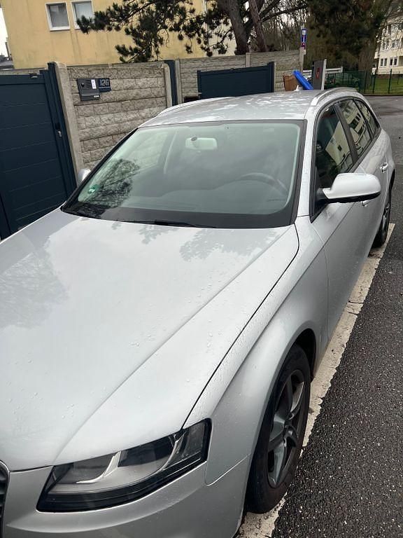 Gebraucht Audi A4 Ambiente 122 PS (89 kW) 2011 Silber Kombi