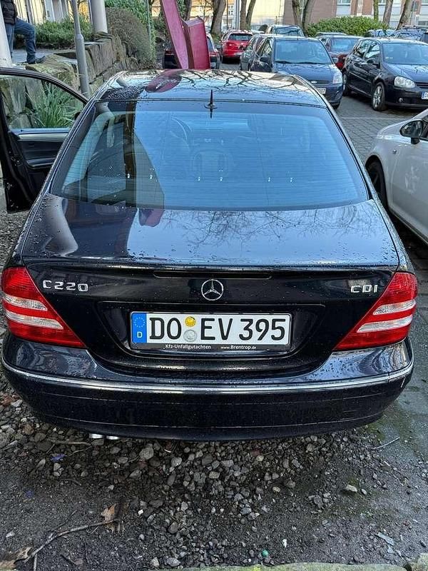 Gebraucht Mercedes C220 Elegance 150 PS (110 kW) 2008 Limousine