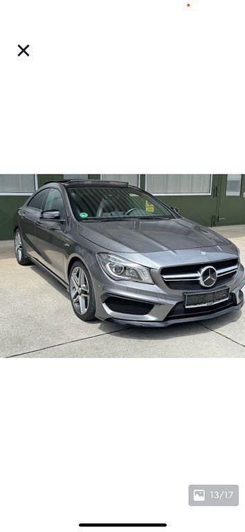 Grau Gebraucht 2013 Mercedes CLA45 AMG AMG Limousine | 28.900 € (Fairer Preis) - Bild 1/4