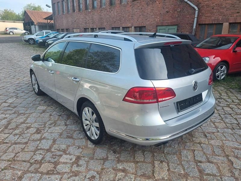 Gebraucht VW Passat Highline 140 PS (102 kW) 2014 Silber Kombi