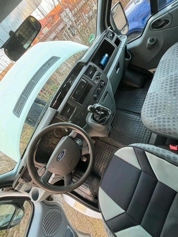 Weiß Gebraucht 2012 Ford Transit Van / Kleinbus | 4.000 € (Superpreis) - Bild 1/4