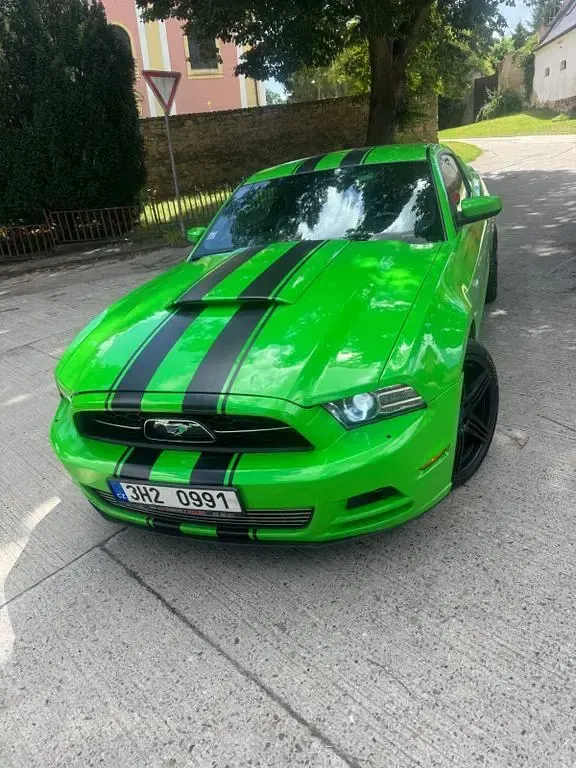 Gebraucht Ford Mustang 322 PS (236 kW) 2014 Grün Coupé