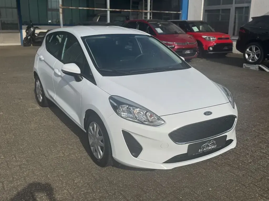 Gebraucht Ford Fiesta Trend 75 PS (55 kW) 2020 Weiß Kleinwagen
