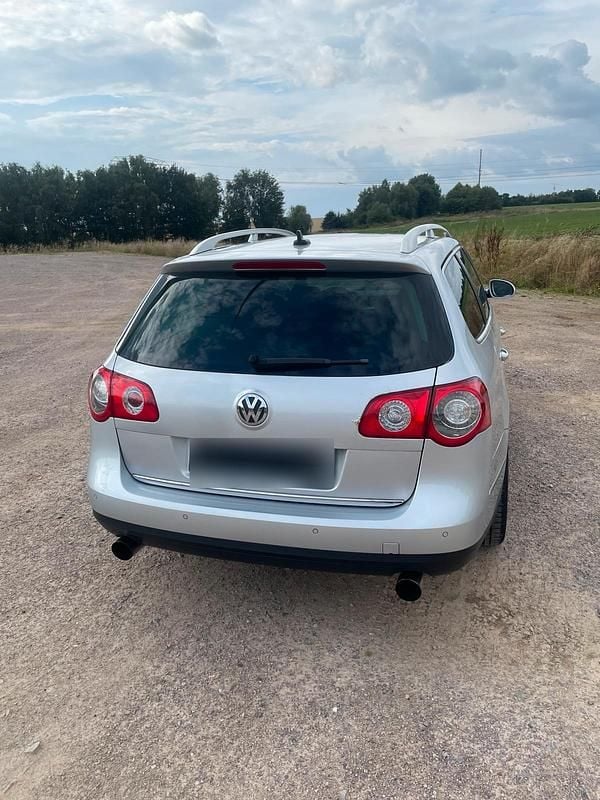 Gebraucht VW Passat 250 PS (183 kW) 2007 Silber Kombi