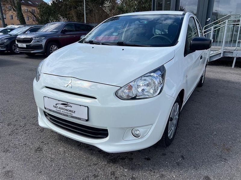 Gebraucht Mitsubishi Space Star 71 PS (52 kW) 2016 Weiß Kleinwagen