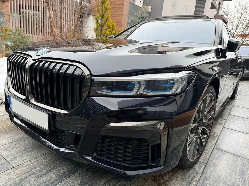 Gebraucht BMW 740L 340 PS (250 kW) 2021 Schwarz Limousine