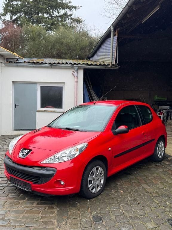 Gebraucht Peugeot 206 60 PS (44 kW) 2010 Rot Limousine