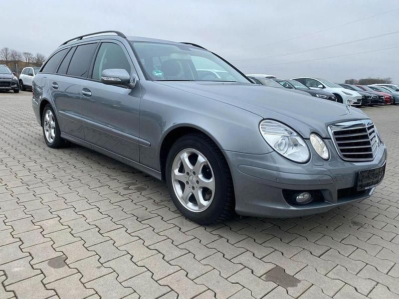 Gebraucht Mercedes E320 224 PS (164 kW) 2007 Silber Kombi