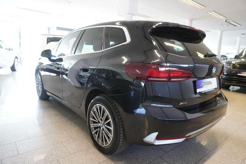 Gebraucht BMW 225 245 PS (180 kW) 2023 Schwarz Van / Kleinbus