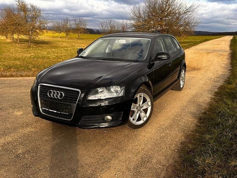 Schwarz Gebraucht 2009 Audi A3 Ambiente Limousine | 3.499 € (Guter Preis) - Bild 1/4