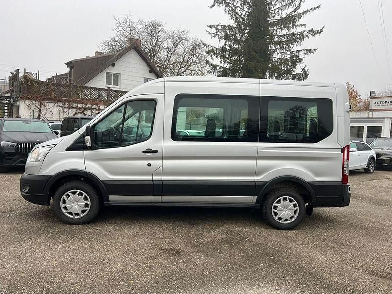 Gebraucht Ford Transit Trend 131 PS (96 kW) 2021 Silber Van / Kleinbus