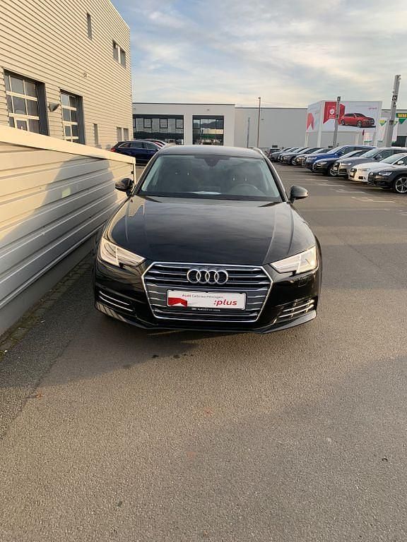 Schwarz Gebraucht 2017 Audi A4 Sport Kombi | 17.500 € (Guter Preis) - Bild 1/4