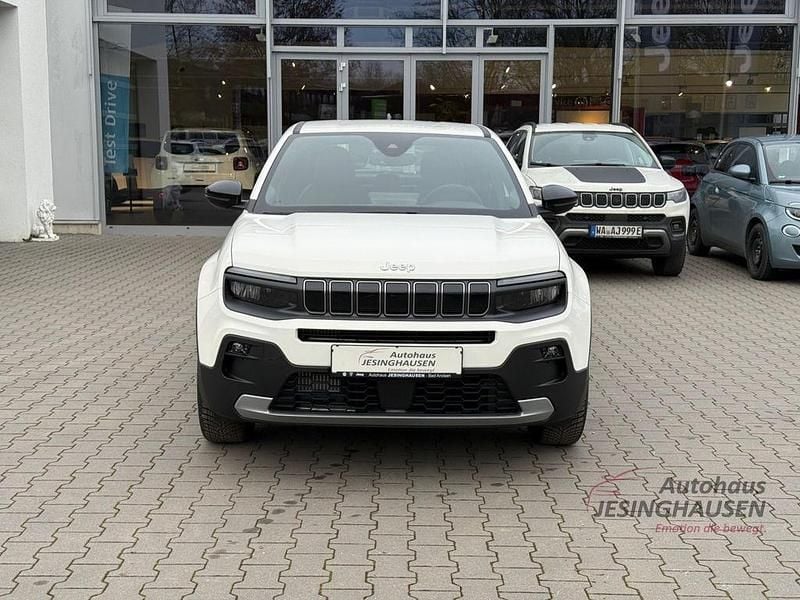 Neu Jeep Avenger Altitude 101 PS (74 kW) 2026 Weiss SUV