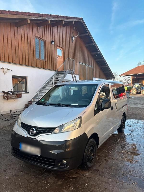 Gebraucht 2011 Nissan NV200 Van / Kleinbus | 3.800 € (Guter Preis) - Bild 1/4