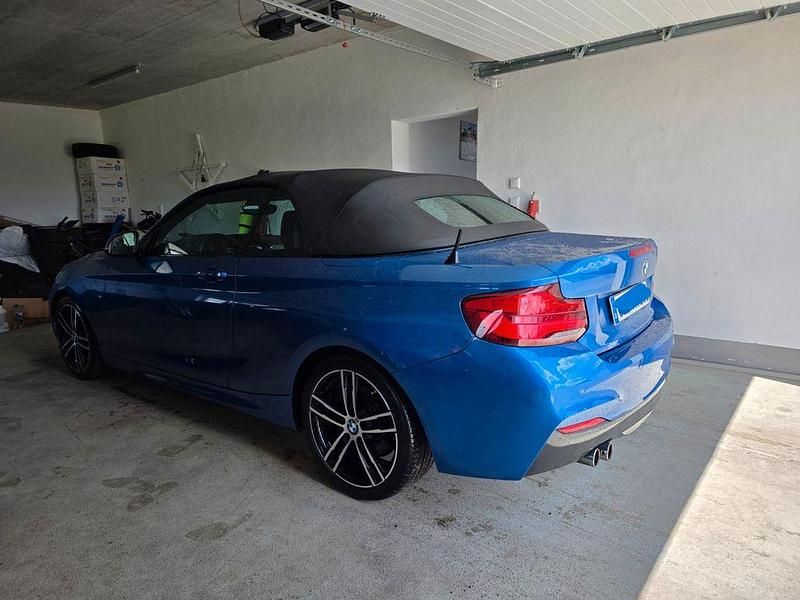 Gebraucht BMW 230 M Sport 252 PS (185 kW) 2018 Blau Cabrio