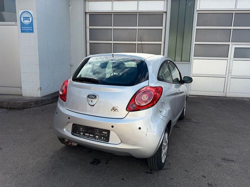 Gebraucht Ford Ka Trend 69 PS (50 kW) 2011 Silber Kleinwagen