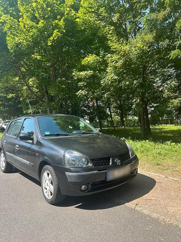Schwarz Gebraucht 2002 Renault Clio II Kleinwagen | 850 € (Guter Preis) - Bild 1/4