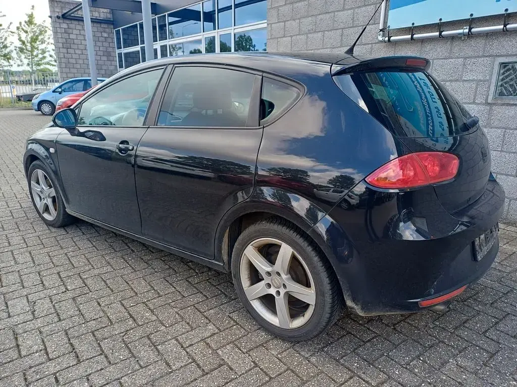 Gebraucht Seat Leon Sport 125 PS (91 kW) 2010 Schwarz Kleinwagen