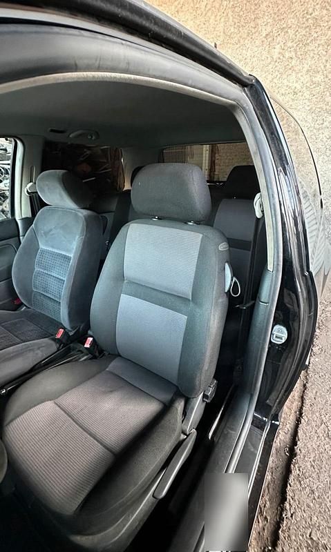 Gebraucht VW Golf IV 75 PS (55 kW) 2002 Schwarz Kleinwagen