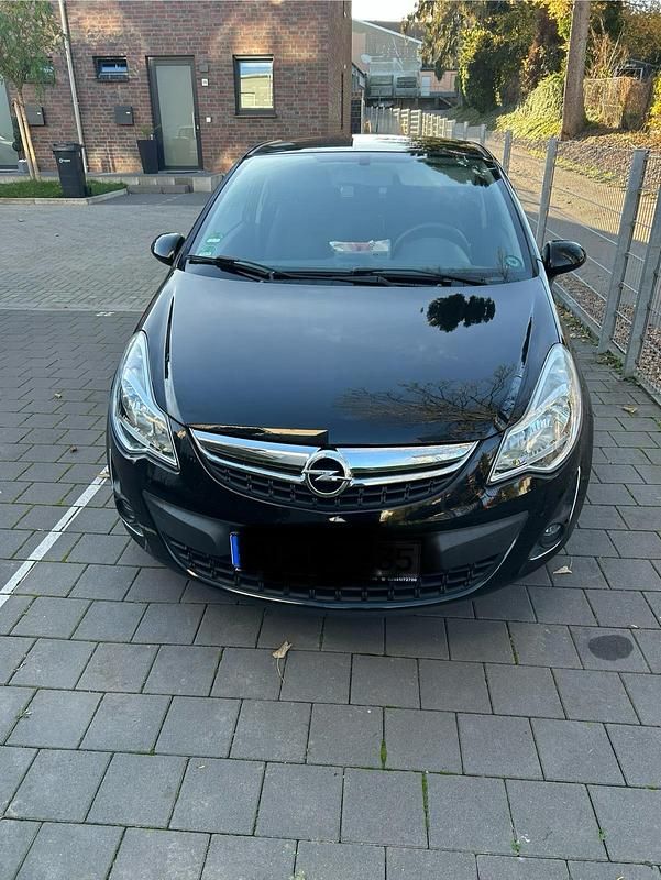 Schwarz Gebraucht 2011 Opel Corsa Color Edition Kleinwagen | 2.450 € (Superpreis) - Bild 1/4