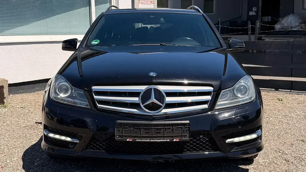 Gebraucht Mercedes C300 AMG line 231 PS (169 kW) 2011 Schwarz Limousine