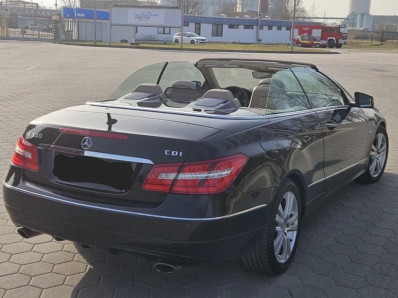 Gebraucht Mercedes E350 231 PS (169 kW) 2010 Schwarz Cabrio