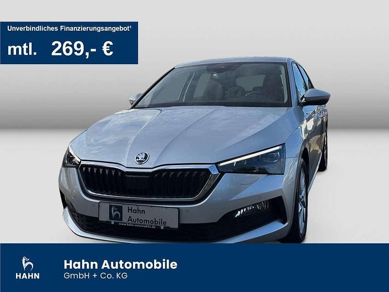 Silber Gebraucht 2022 Skoda Scala Style Kleinwagen | 19.990 € (Fairer Preis) - Bild 1/3