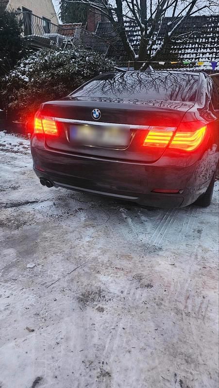 Gebraucht 2010 BMW 730 Limousine | 11.550 € (Etwas zu teuer) - Bild 1/4