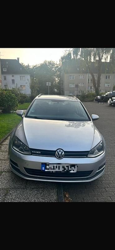 Grau Gebraucht 2015 VW Golf VII Kombi | 3.700 € (Superpreis) - Bild 1/4