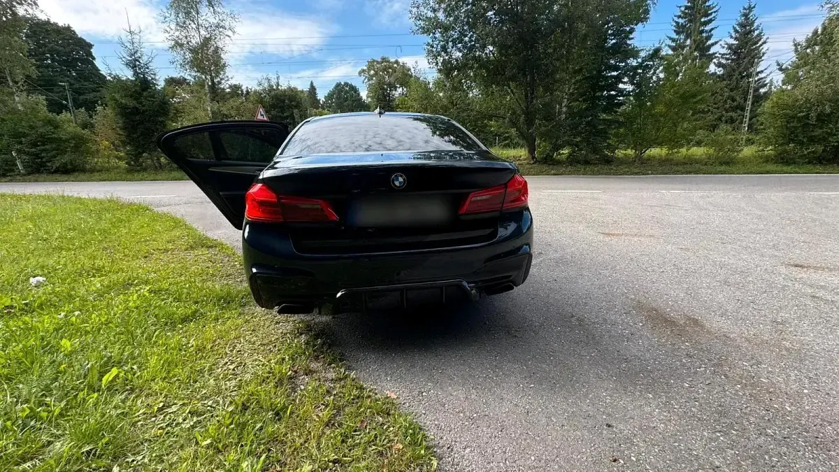 Gebraucht BMW 520 M Sport 190 PS (139 kW) 2019 Schwarz Limousine